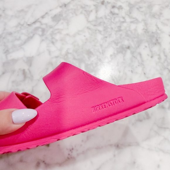 Birkenstock EVA Arizona Kids Size 33 Hot Pink Sandals Waterproof Slide Summer - Picture 2 of 9